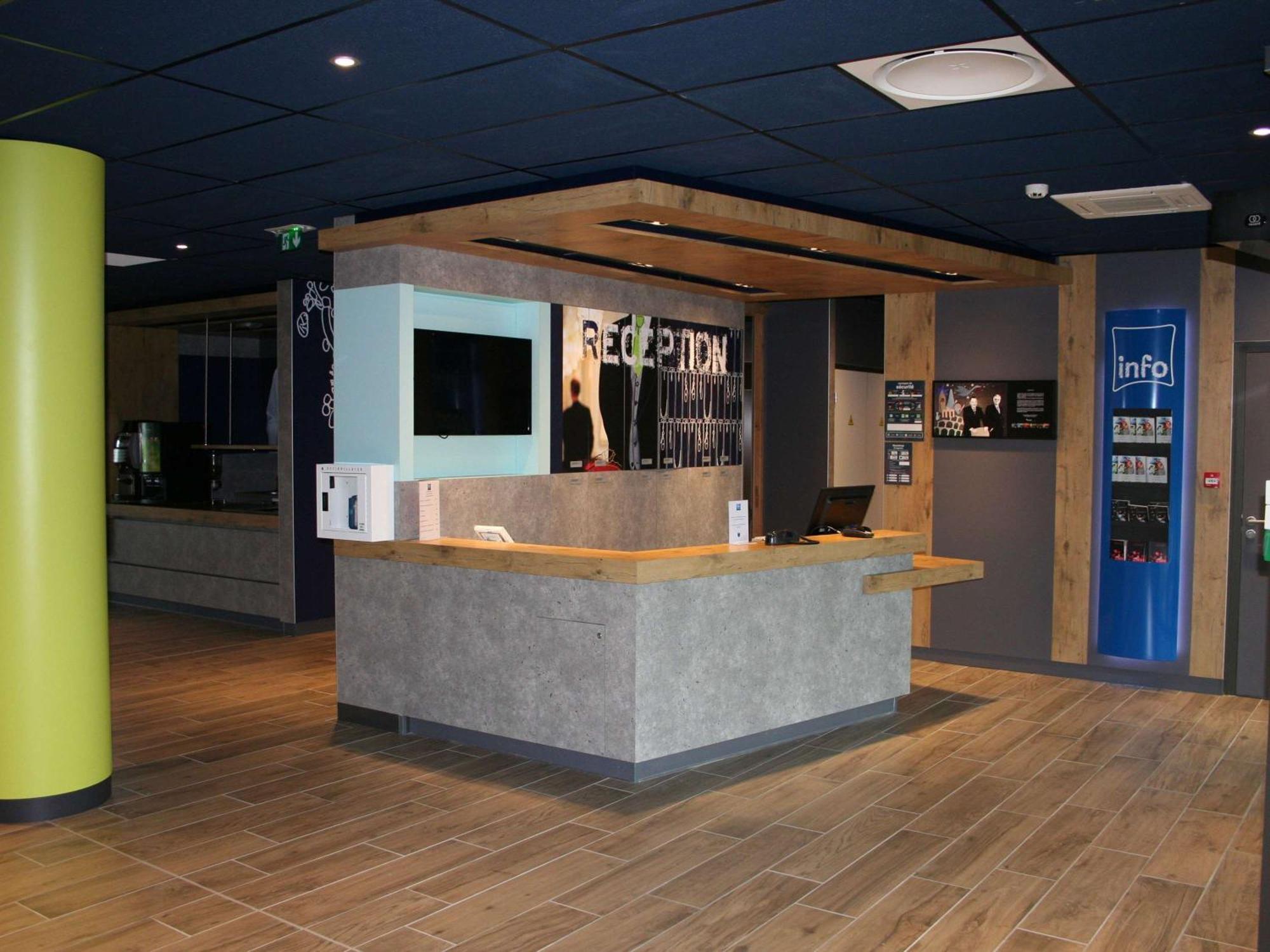 Ibis Budget Montceau Les Mines Zewnętrze zdjęcie