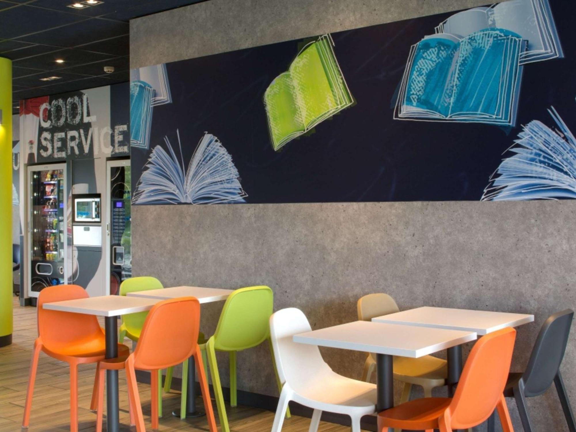Ibis Budget Montceau Les Mines Zewnętrze zdjęcie